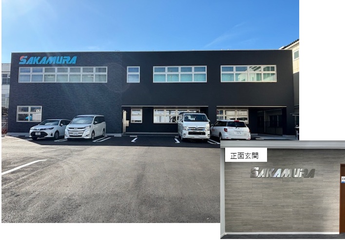 外観と正面玄関.jpg 外観と正面玄関.jpg